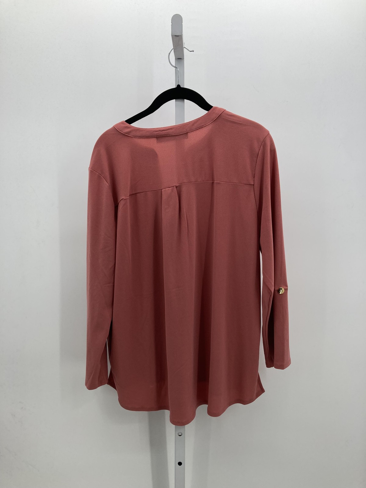 Love Scarlett Size Extra Large Misses Long Sleeve Shirt
