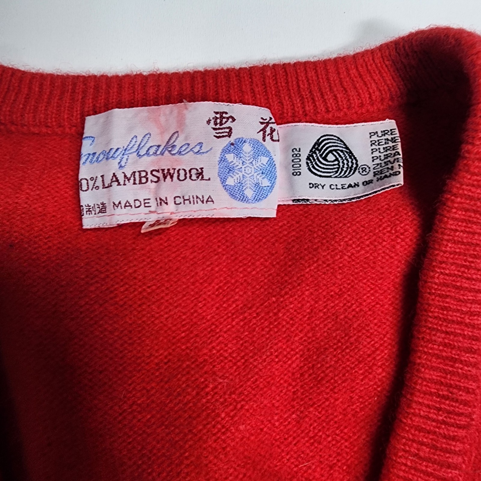 VTG Snowflakes 100% Lambswool Sweater Vest Red Argyle Geometric 42 Fits Small