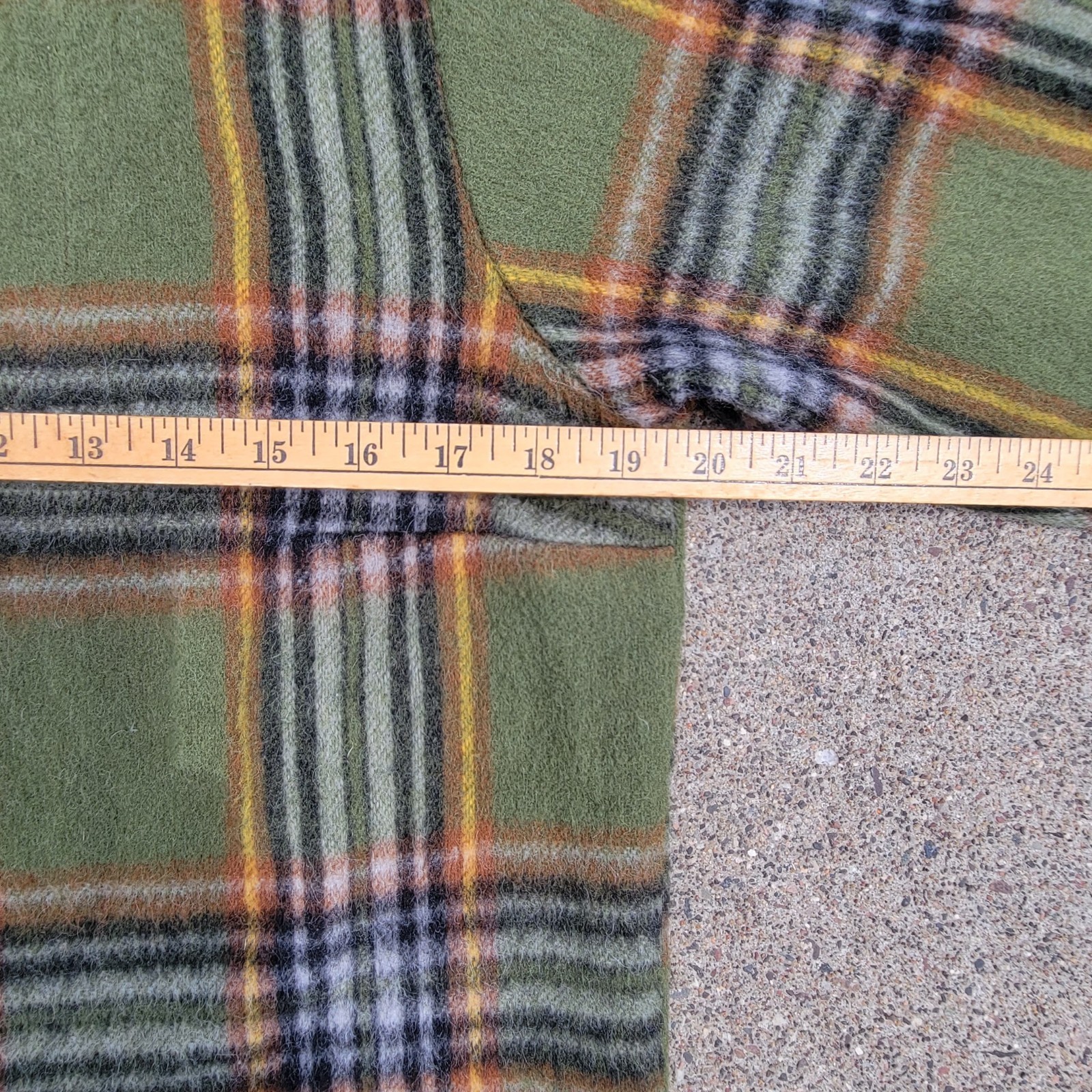 Vintage 50s 60s Brent 100% Wool Loop and Button Olive Plaid Pointed Hem Pullover
