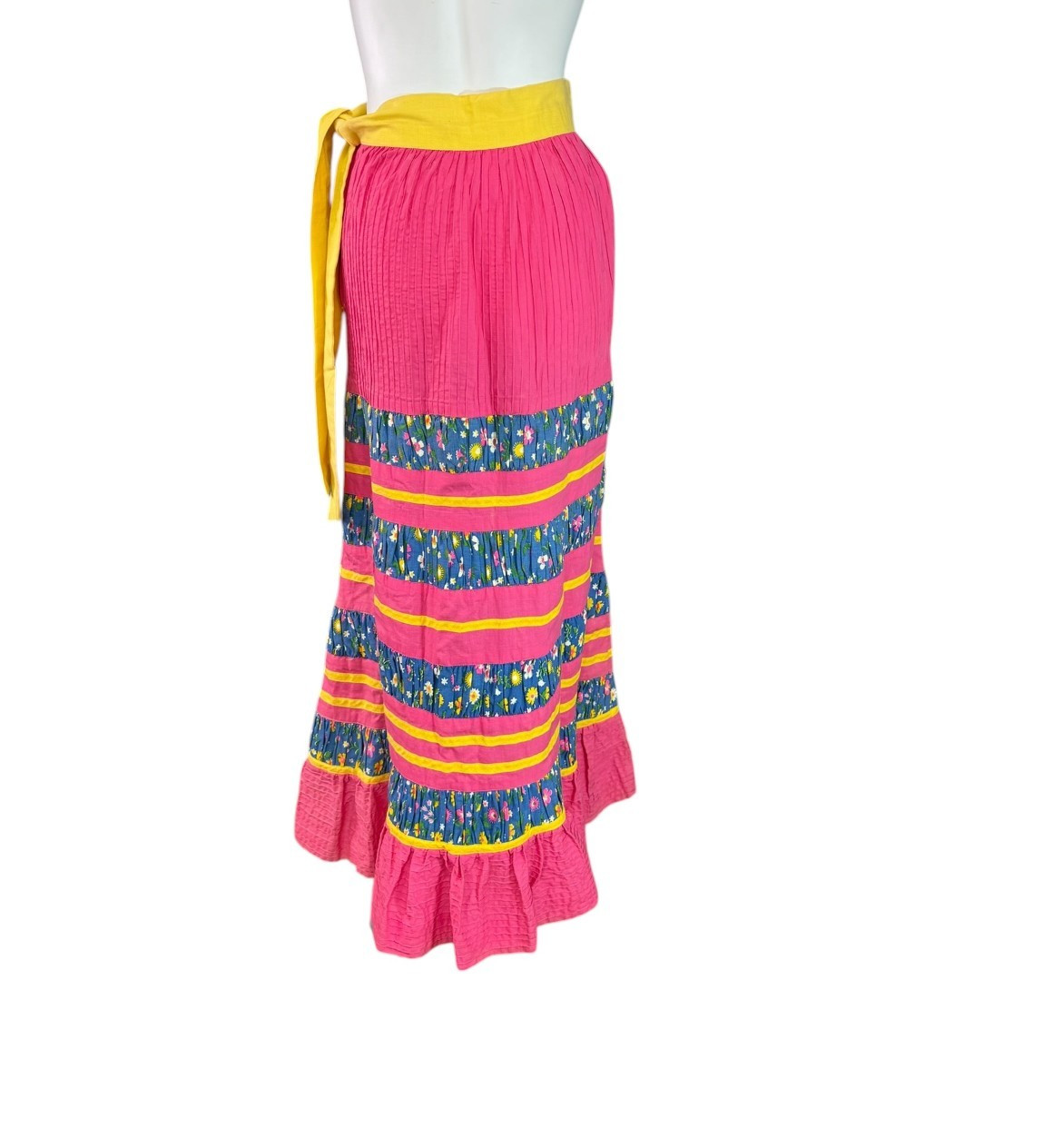 Georgia Charuhas Vintage 1970&rsquo;s Folkloric Mexican Skirt Pink & Blue Floral Sz 10
