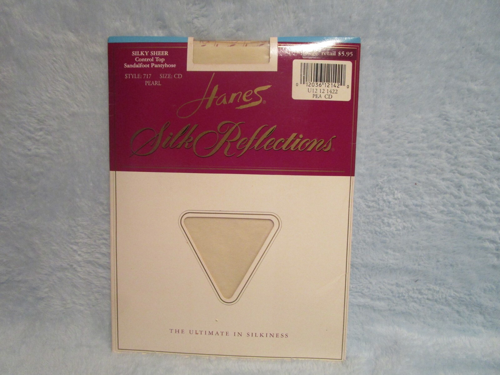 Hanes Silky Sheer Control Top Sandalfoot Pantyhose Style 717, Size: CD, Pearl