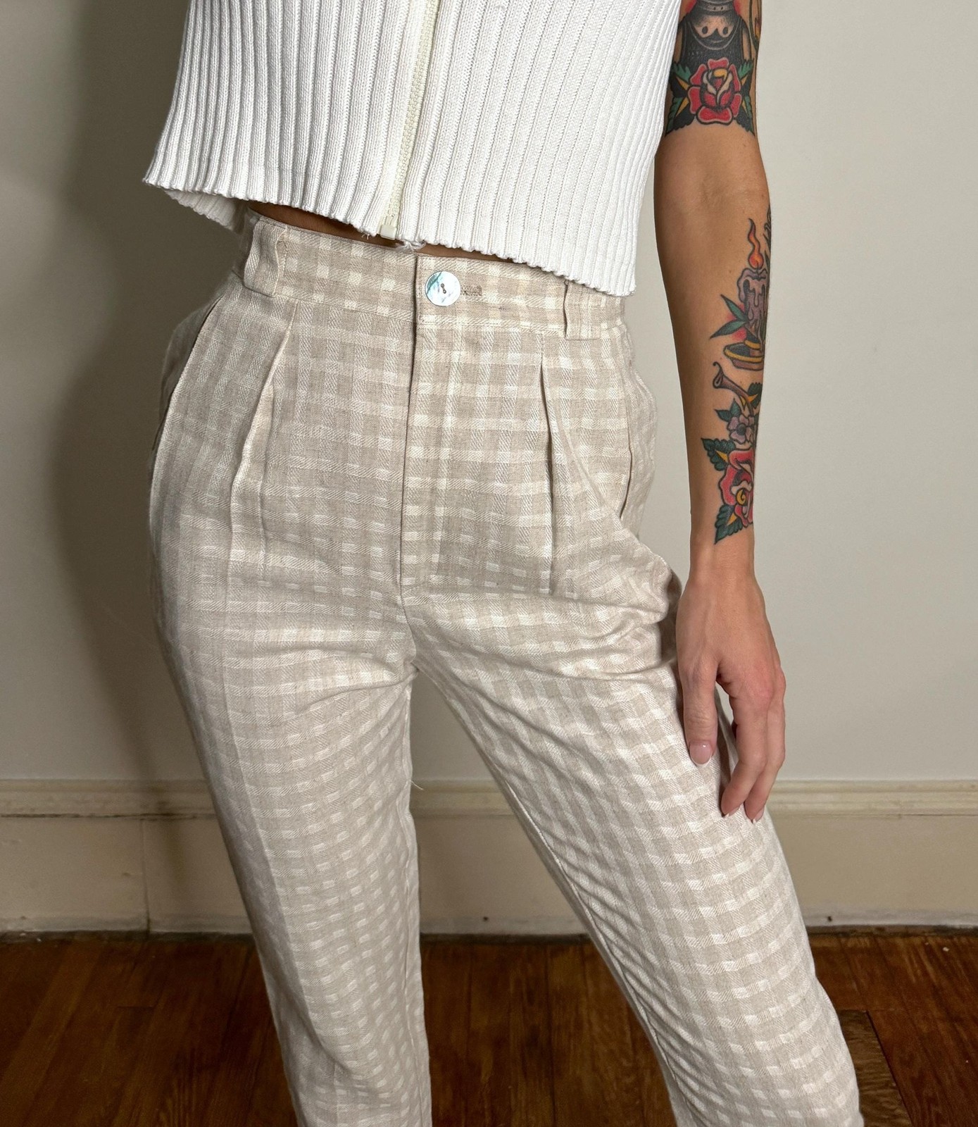 vintage 80s high waisted pleated womens pants / linen trousers / checked slacks