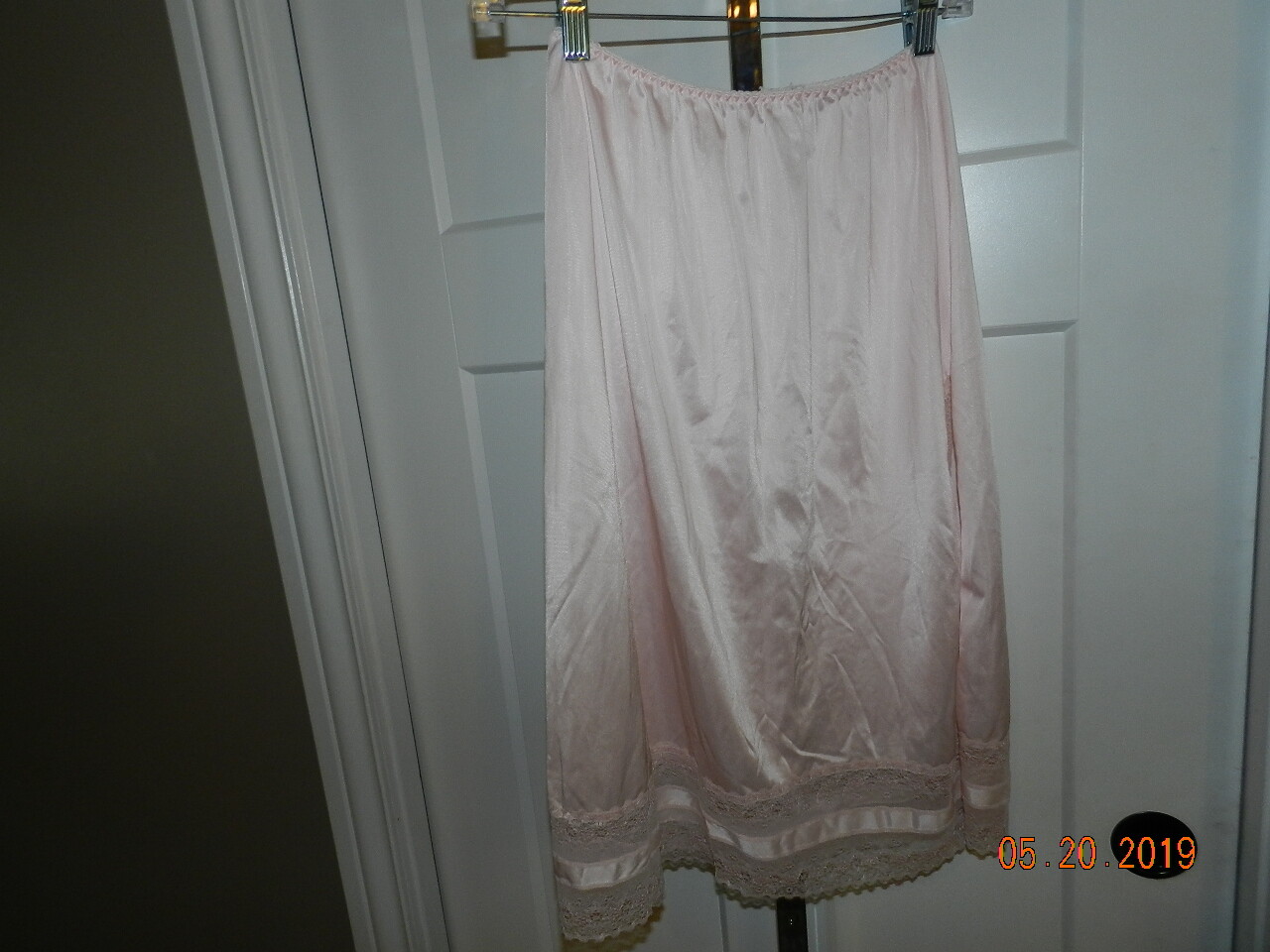 Satin Half Slip 100% Nylon Olga Cutest Girly Light Peach Silky Nylon Half slip M