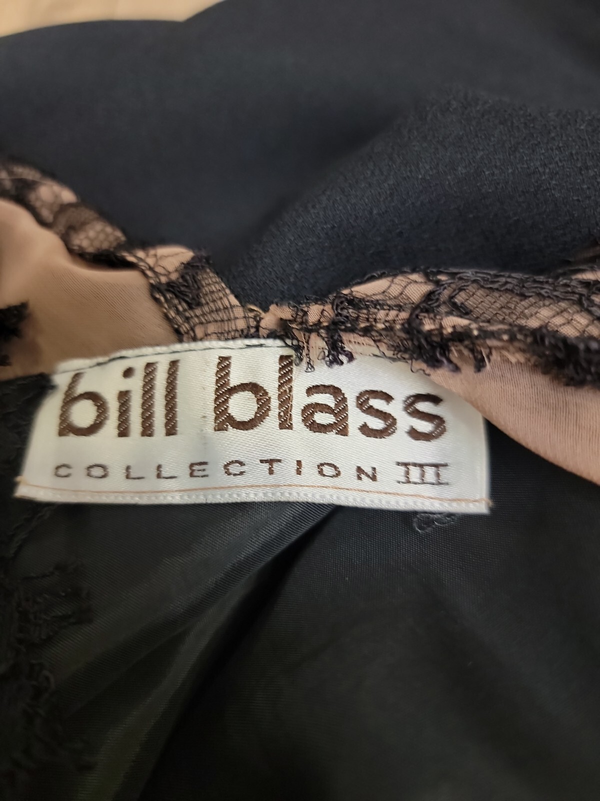 VTG BILL BLASS COLLECTION III Black Cocktail Dress/One Shoulder Lace/Knee Lengt