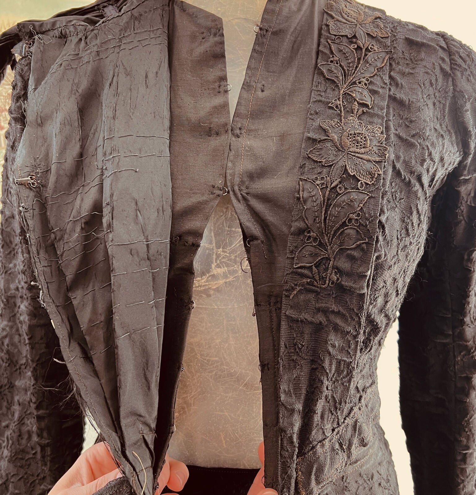 Antique Victorian Black Silk Brocatelle Walking Morning Suit C. 1870 ZZ062