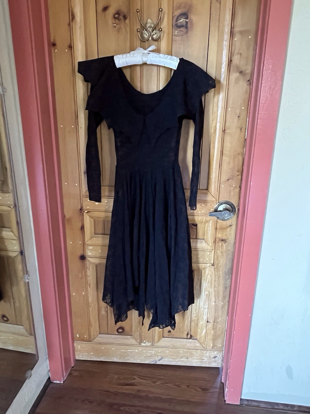 Vintage Stretch Lace Dress