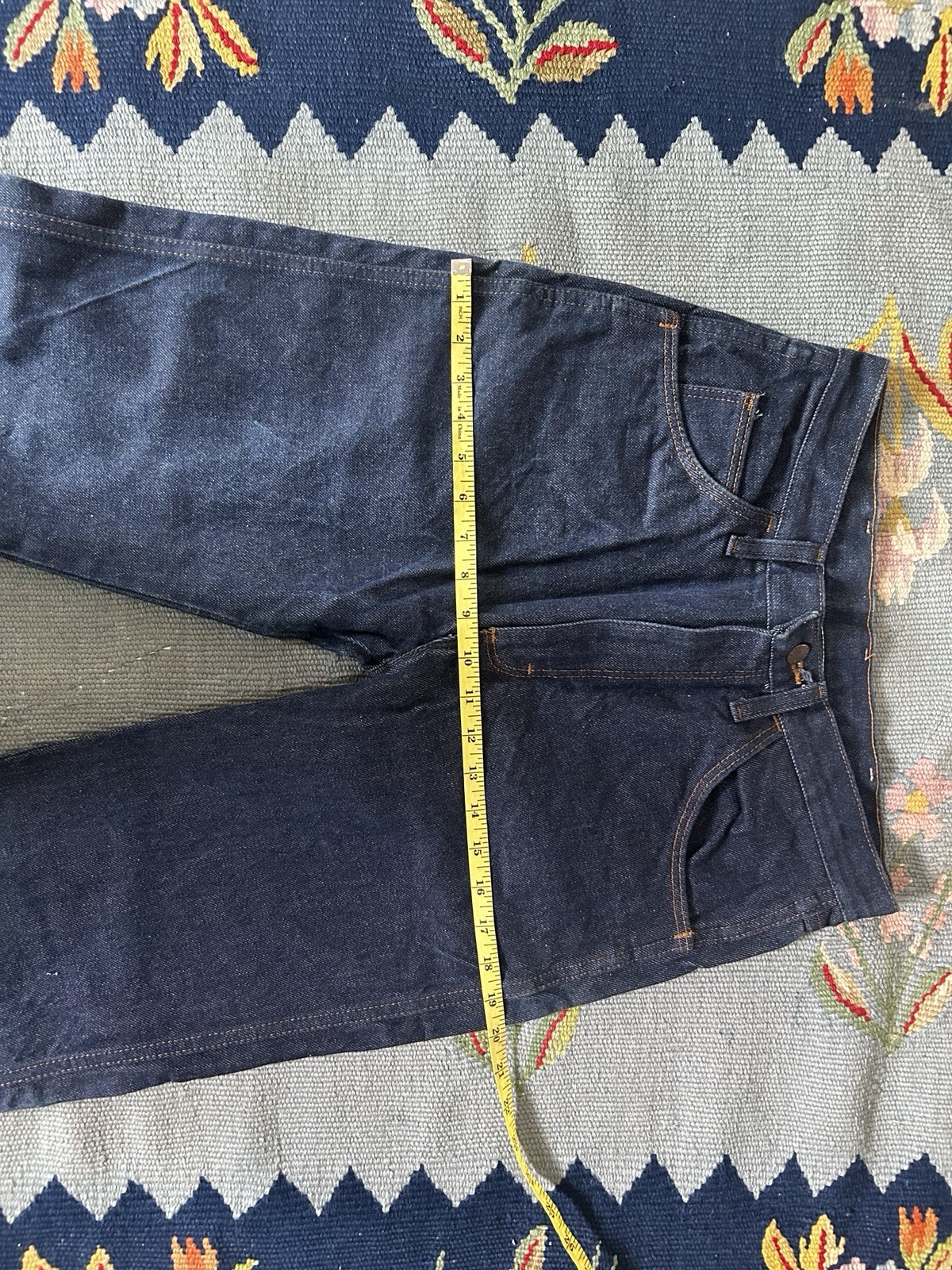 1970s Dark Wash Straight Leg Jeans – Size 28