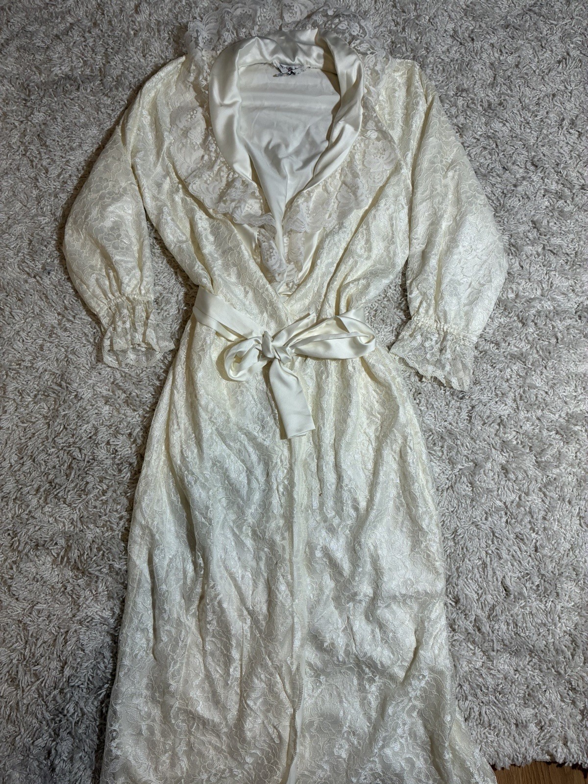 Christian Dior Ivory Lace Robe Peignoir with Satin Trim Belt Paris New York