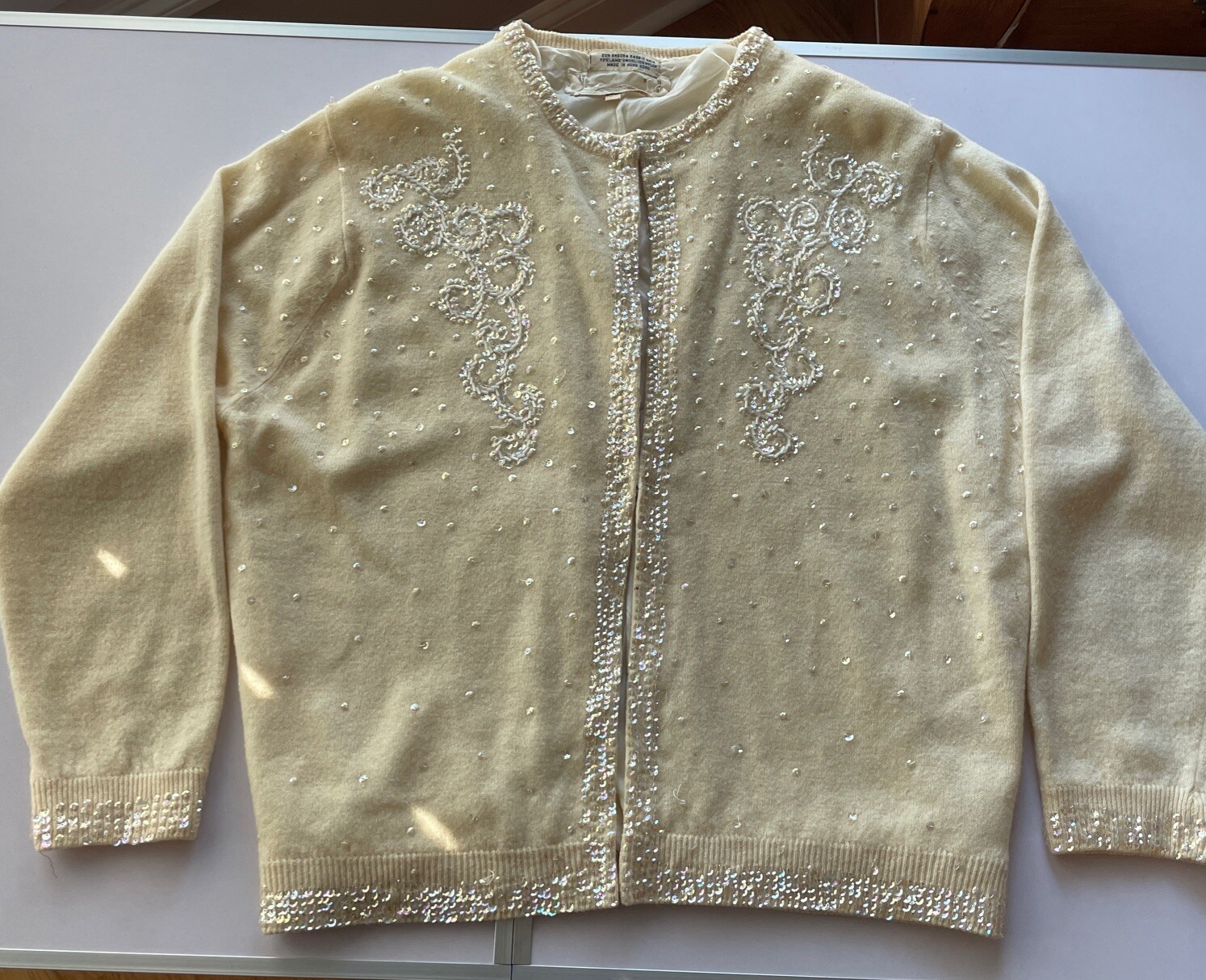 Angora Lamb’s Wool Hand Beaded Vintage 1940-50 Yellow Cardigan Size 42
