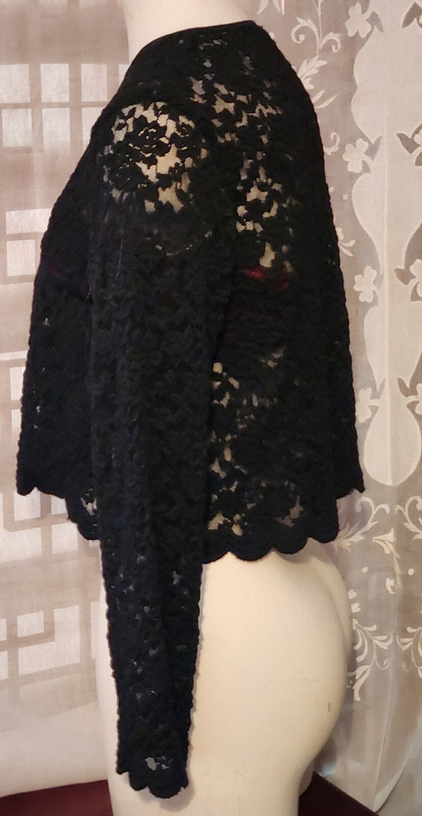 Dress Barn Lace Shrug Bolero Cardigan Black Sheer Scalloped Sexy Small Y2K VTG