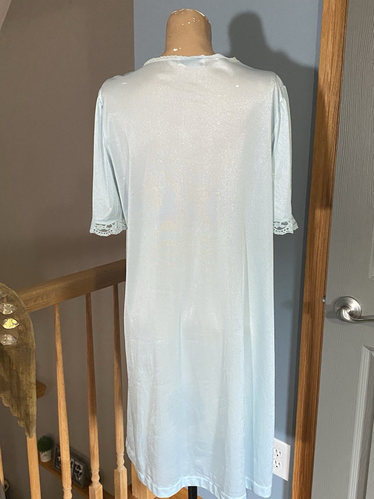 Vintage Vassarette Short Gown Nylon Lace Embroidery Size L Blue