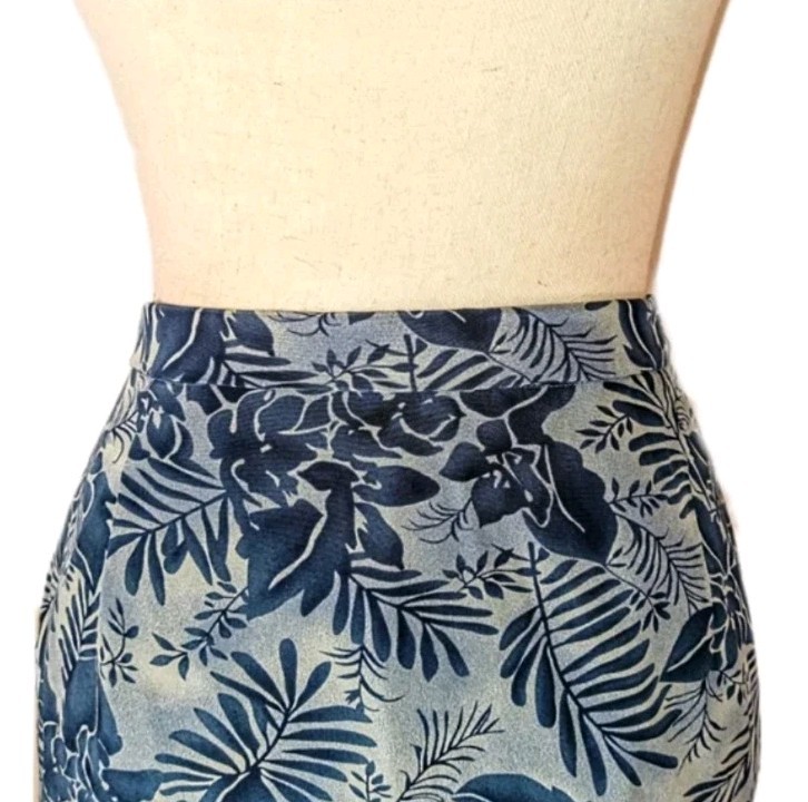 Vtg PENDLETON Womens 8 Blue Silk Floral Long Split Back Button & Zip Skirt NWT