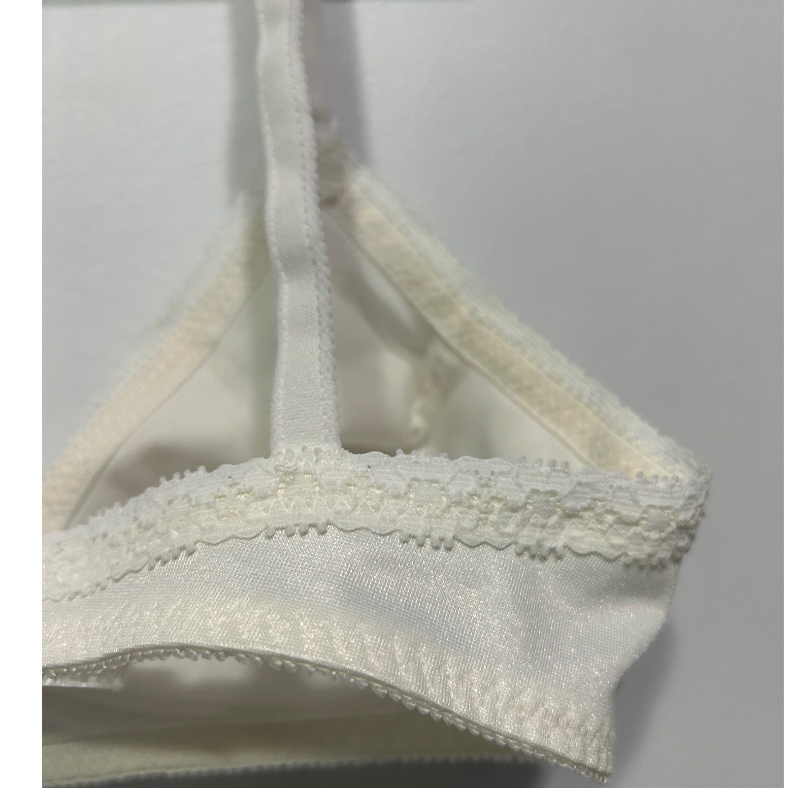 Playtex Wireless Bra Womens 32 Nearly B White Vintage Style 216 Lace Trim