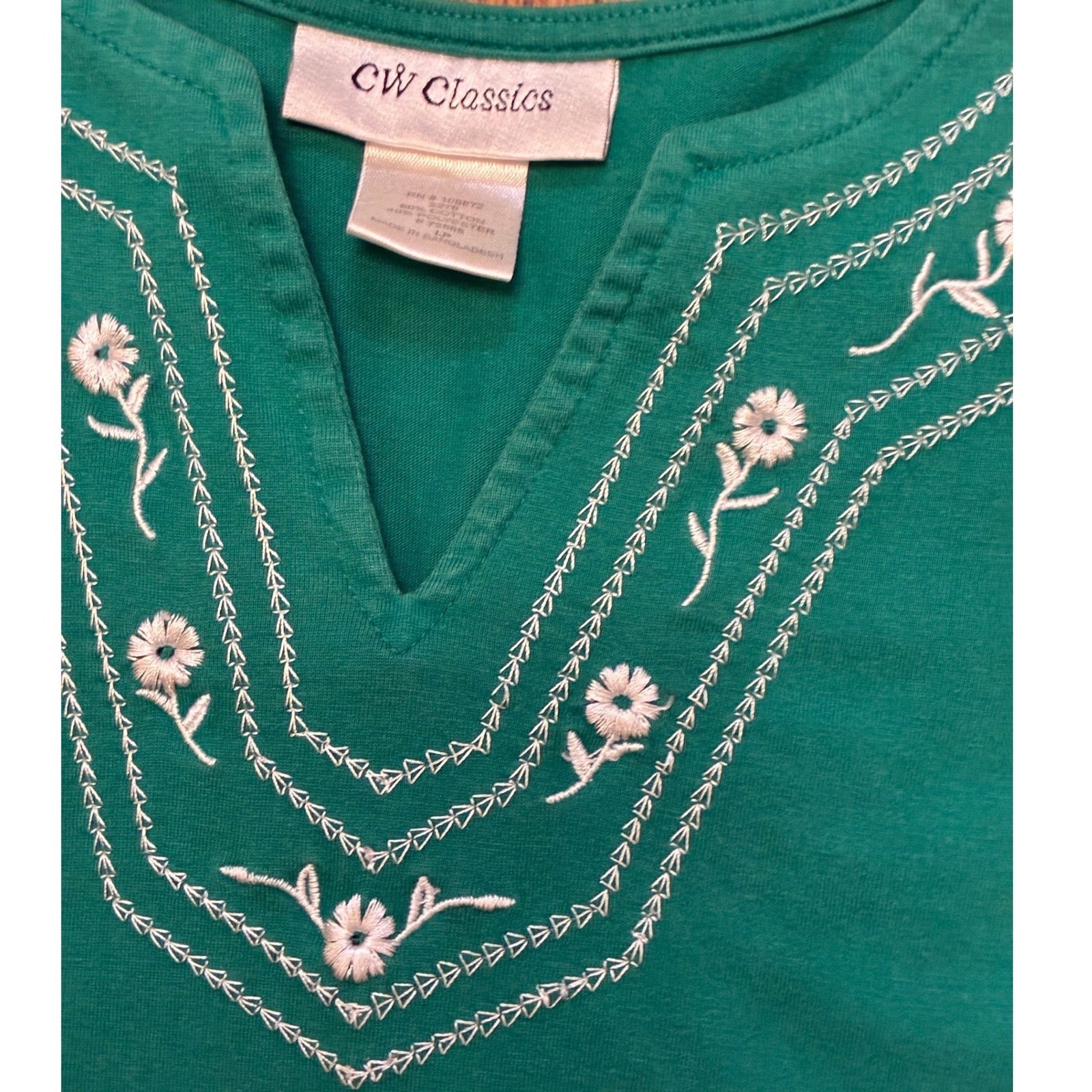 CW Classics Vintage Green Embroidered Floral V-Neck Short Sleeve Top Size LP