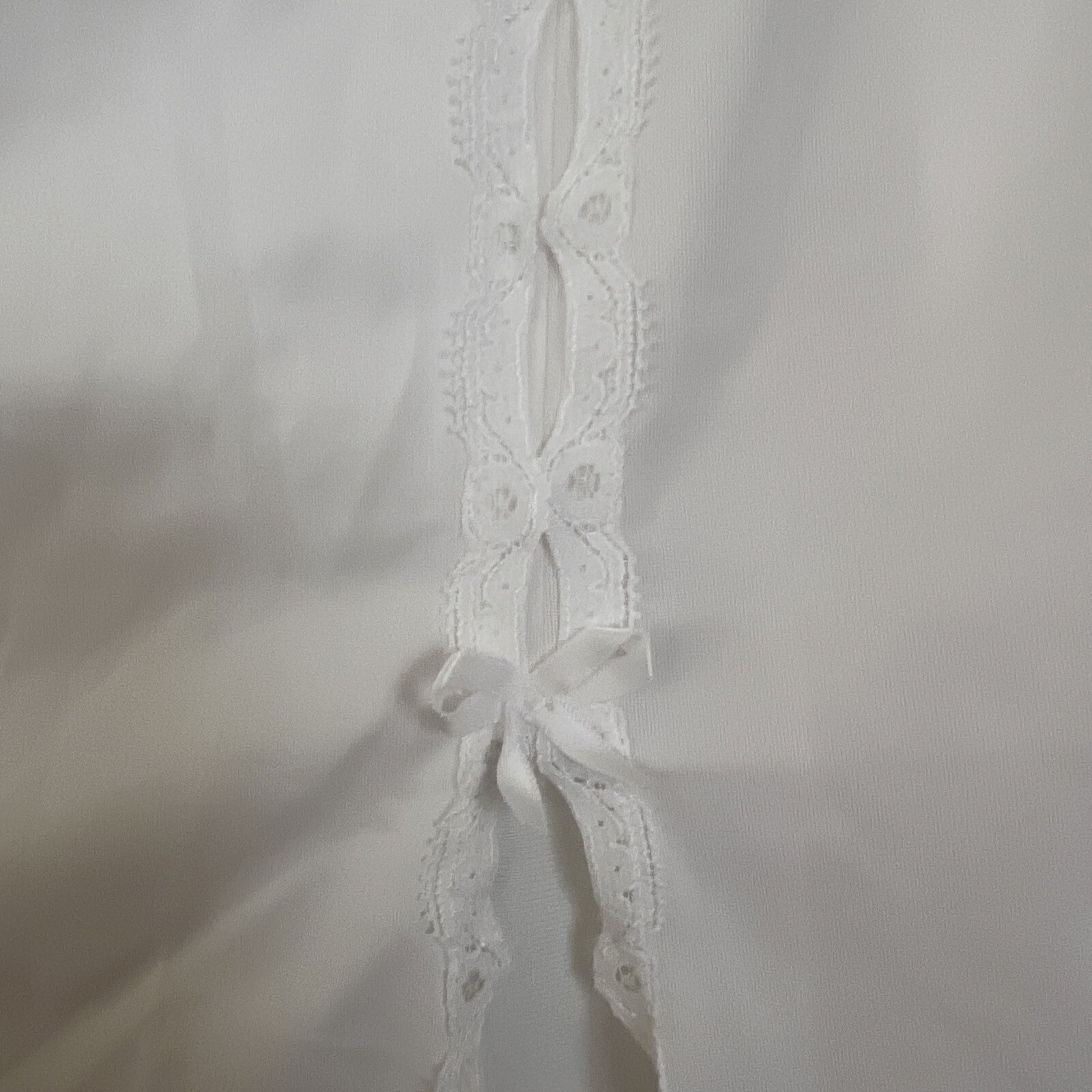 Vintage USA VANITY FAIR 1970s White Half Slip with Sexy Side Vent Sz Med/Lg