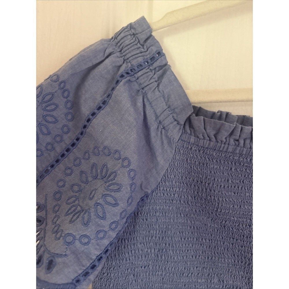NWT Womens VINEYARD VINES Eyelet Smocked Top Chambray Blue Woven Size Large