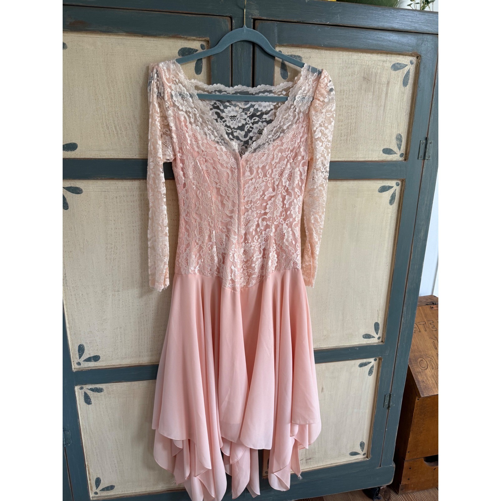 Vintage JCPenney Lace Chiffon Handkerchief Hem Dress Peach Pink 80s 90s Fairy