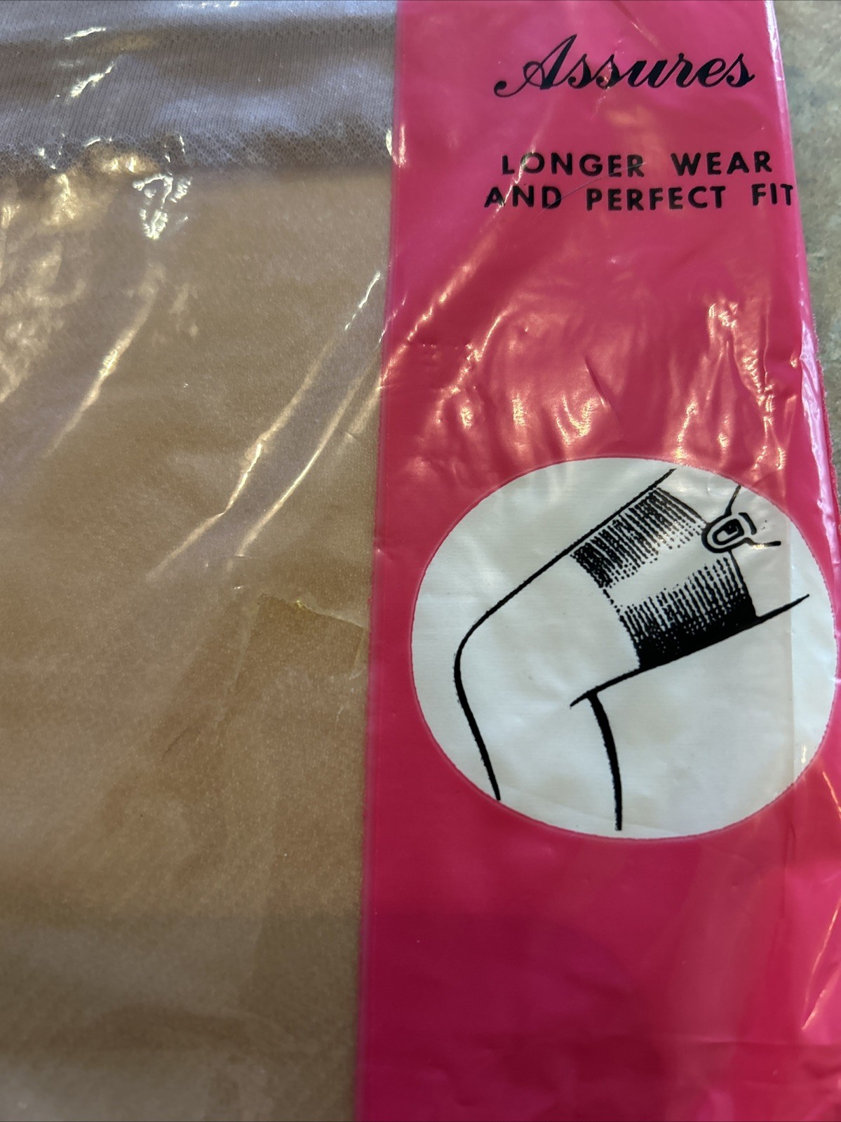 Vintage 3 Pair Assures Run Resist Seamless Micro Mesh Stockings Suntan 9 1/2