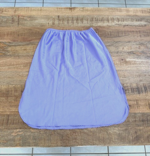 Blanche Half Slip Style 0222 Womens Size Large 25 in Length Purple USA Vintage