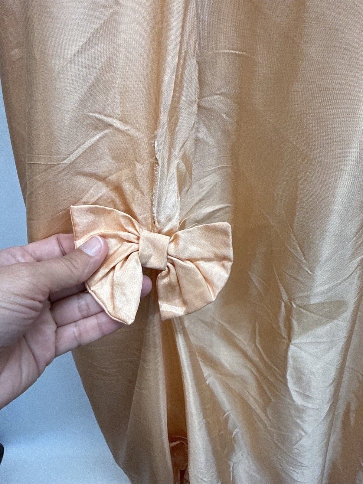 Vintage 70s Peach Taffeta Prom Dress Puffy Sleeve Bows US Sz 10 Made England