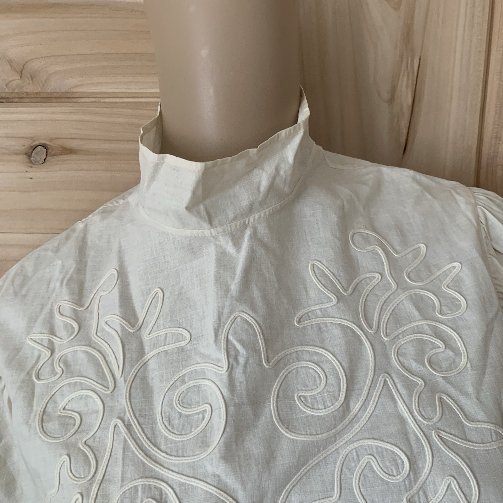 Unusual Find! Early 1900s Cotton Spring Summer Blouse With Piping Detail