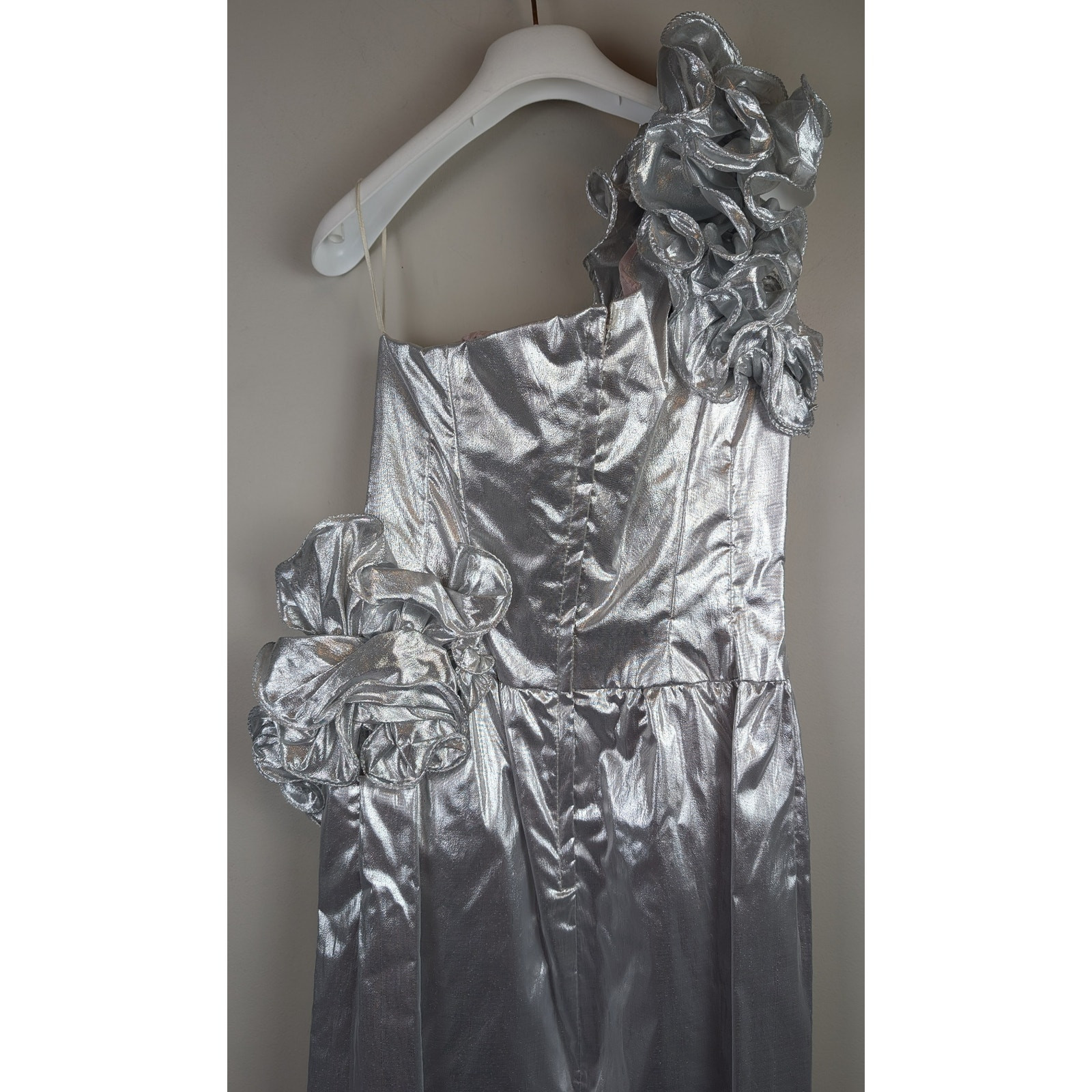 NWT Vtg Mike Benet Formals Ruffle One Shoulder Column Dress Metallic Silver 10
