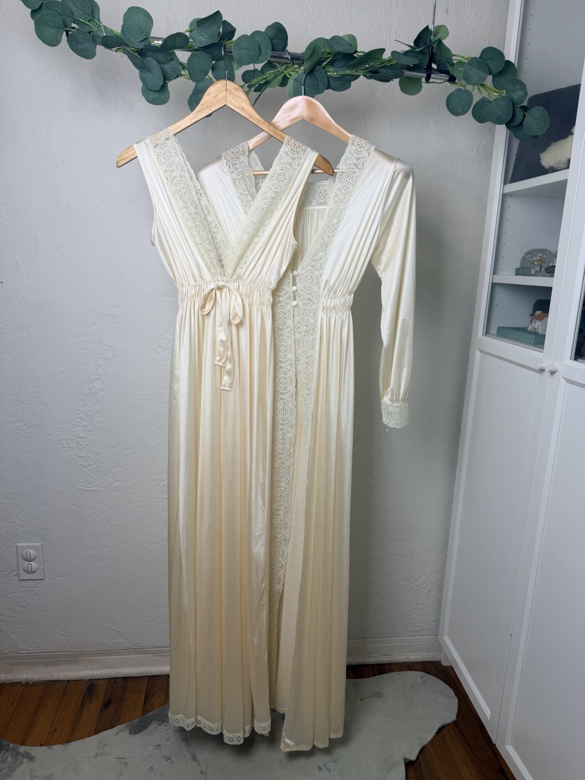Vintage Miss Elaine Peignoir Set Ivory Lace Bridal Robe Gown Small USA