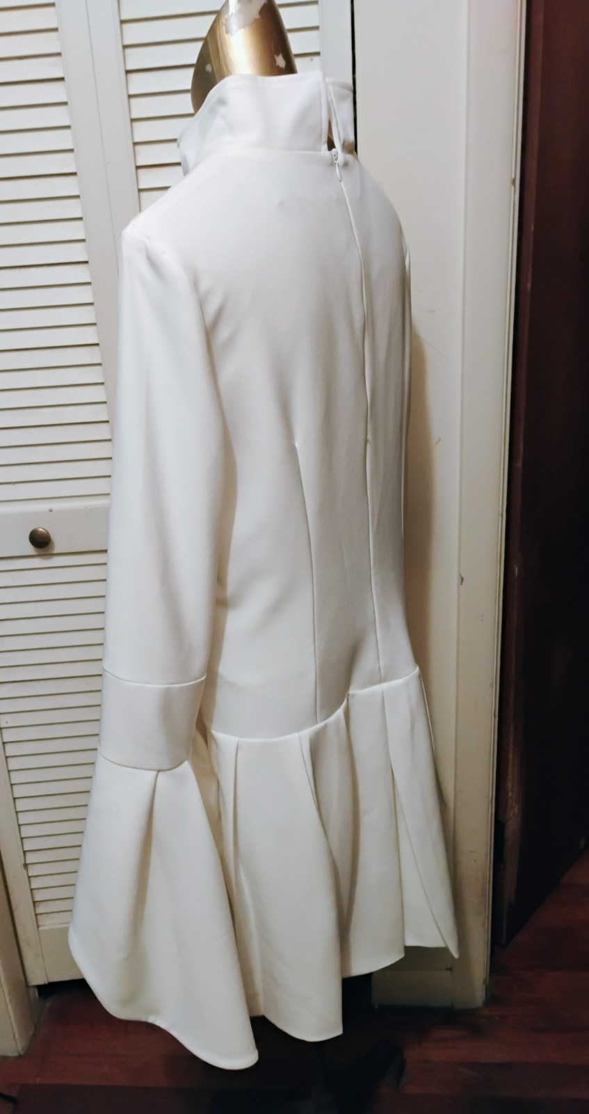 Funky Vintage 80s White Space Age Disco Bell Sleeves Pat Richards Mini Dress M L