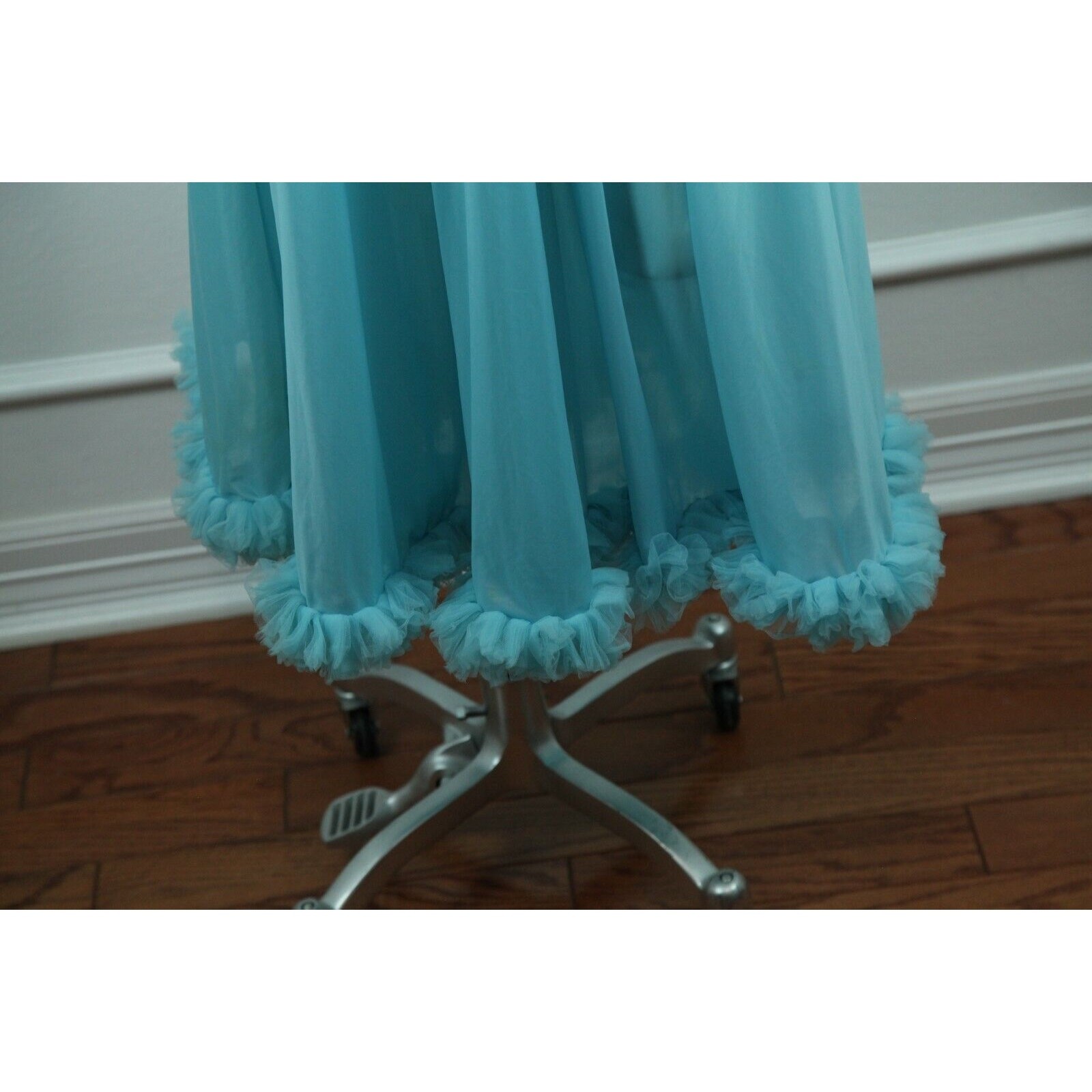 Vintage 60s Long Nightgown Blue Ruffle Coquette Size 38 Glam Babydoll Elegant