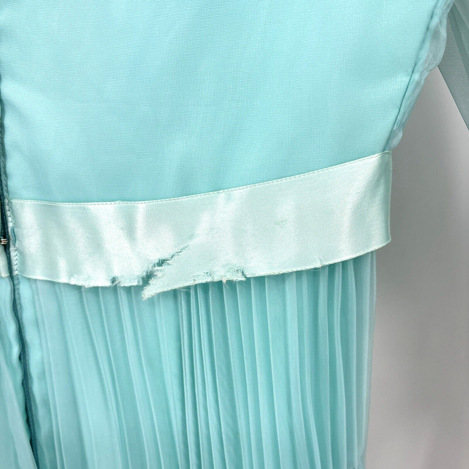 Vintage 1950&rsquo;s Montgomery Ward Aqua Chiffon Dress Gown 26&Prime; Waist Tags *READ*