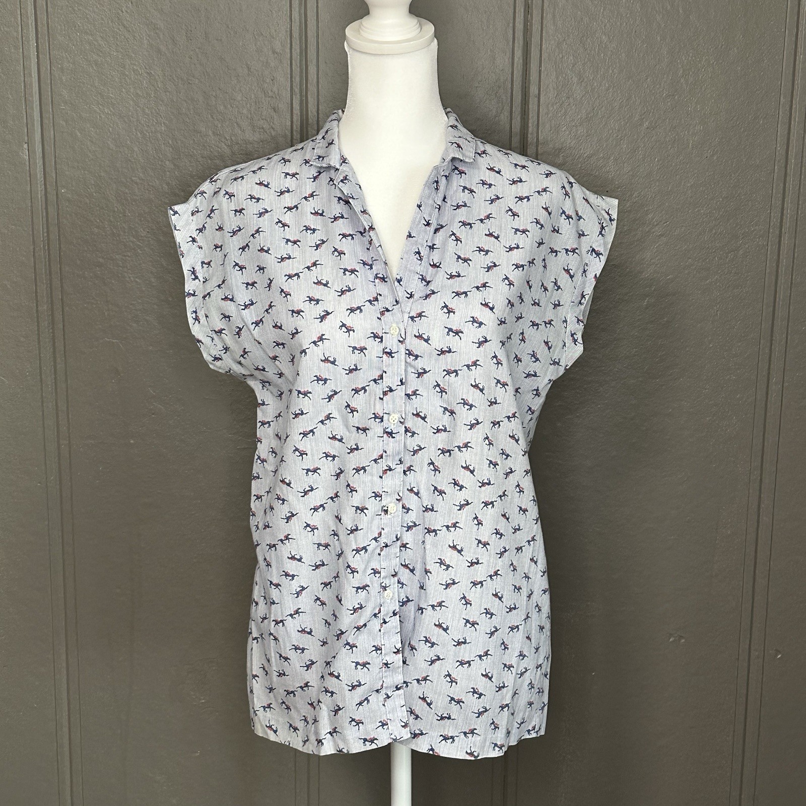 Vintage Inner Visions by Ship ‘n Shore Blue Horse Print Sleeveless Blouse