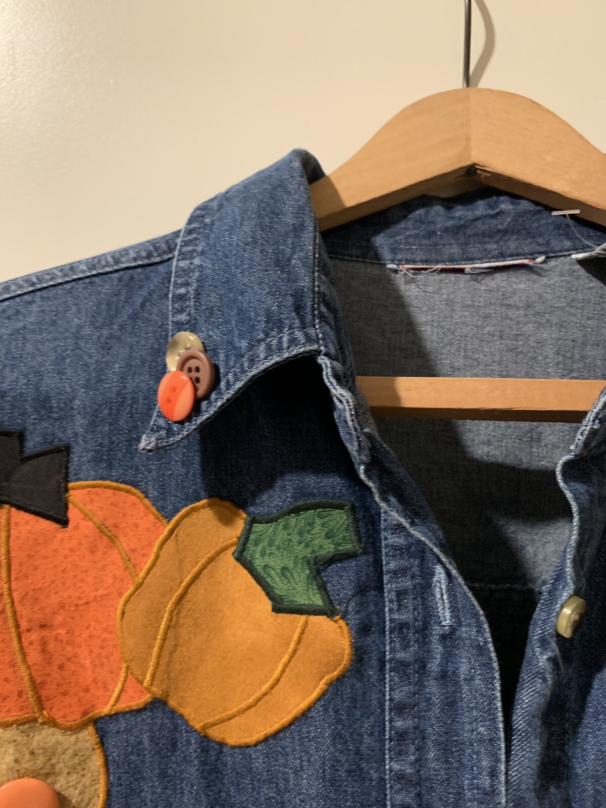 Vintage Denim Button Down With Pumpkins School Teacher Medium