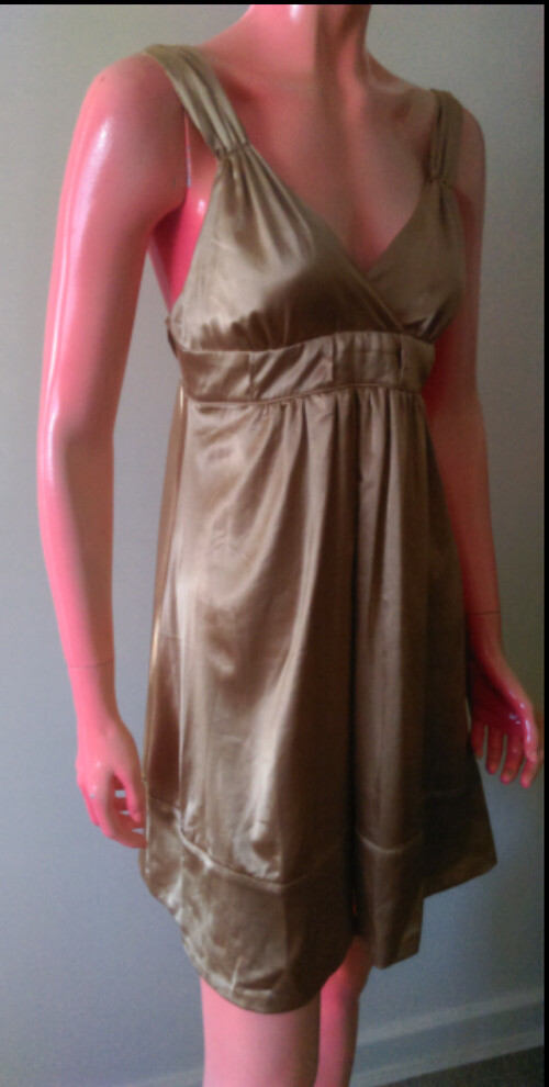 Mink Pink Light Weight Knee Length Womens Dress Dusty Gold Blended Fabric Size M
