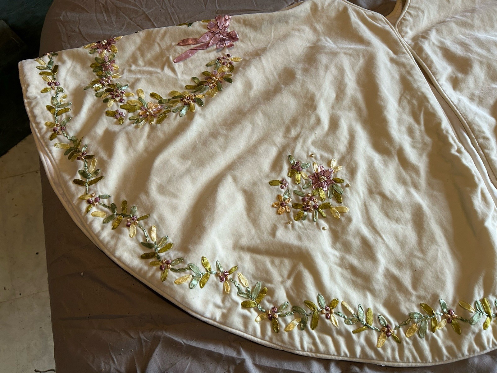 Vintage Ribbon Embroidered Lined Cape S,M,L