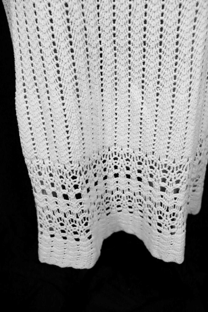 Antique Edwardian French White Hand Crochet Cotton Petticoat Size Med 34&Prime; Waist