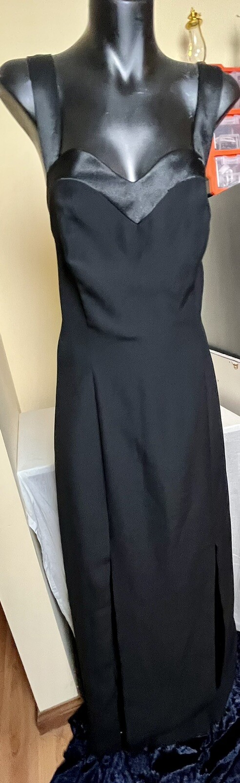 Vintage Baz Blu Floor Length Formal Dress Size 12 In Excellent Condition.