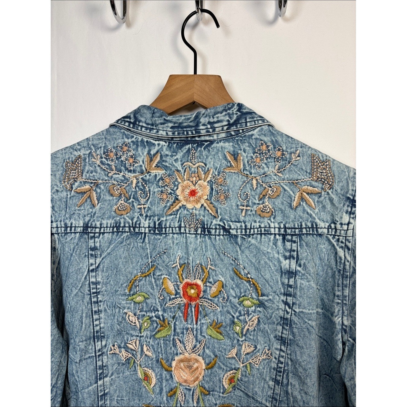 NOSTALGIA Button Up Cotton Denim Embroidered Long Sleeve Western Top size Large