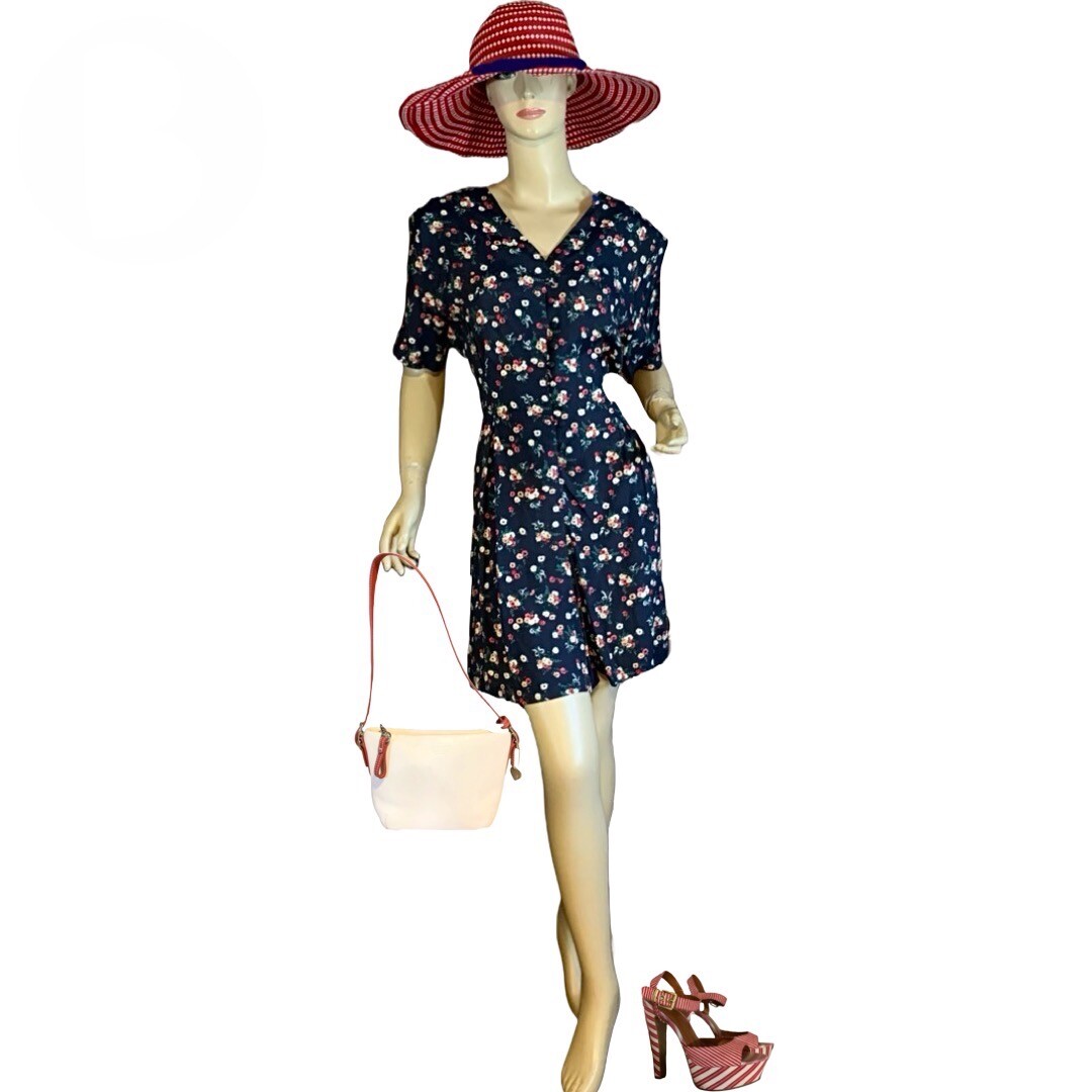 NEW YORK STYLE VINTAGE 1990&rsquo;S NAVY BLUE FLORAL PRINT ROMPER SZ LARGE
