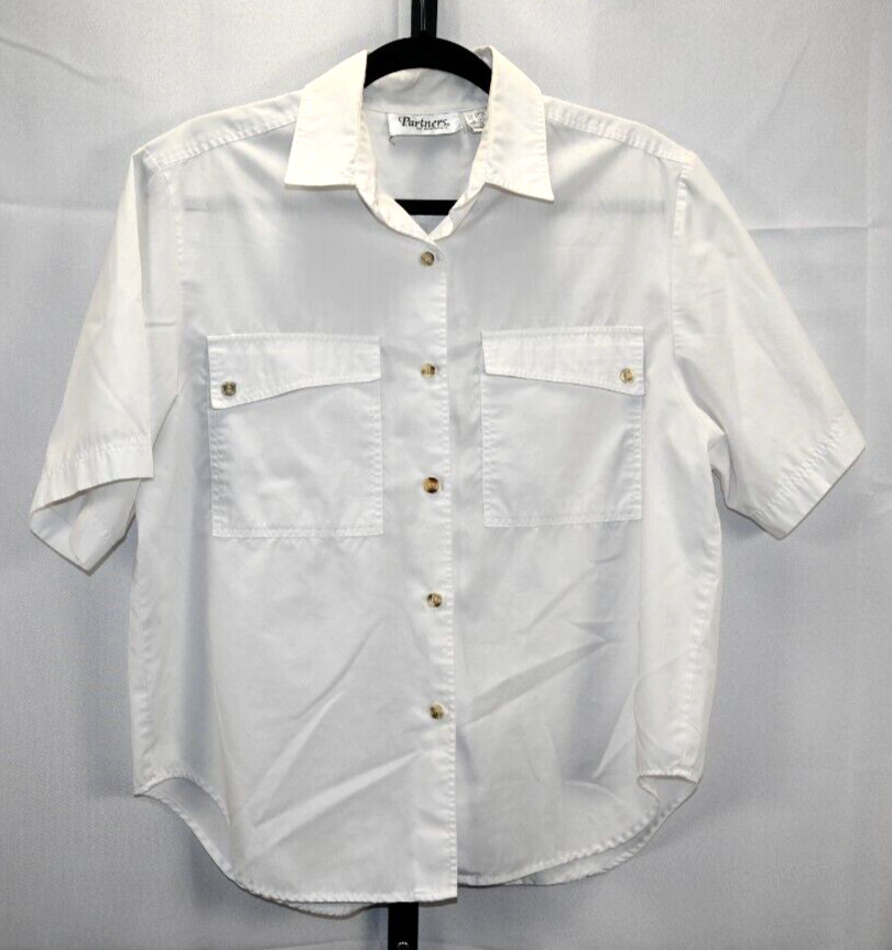 Vintage Partners by Mervyn&rsquo;s White Short Sleeve Button Up Size 12 RN#48557