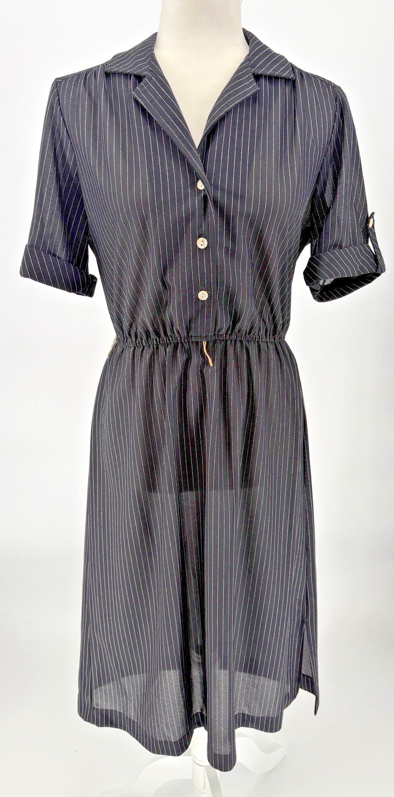 Vintage Tab-Sleeve-Black & White Pinstripe Shirtwaist dress-Size 14-No Belt