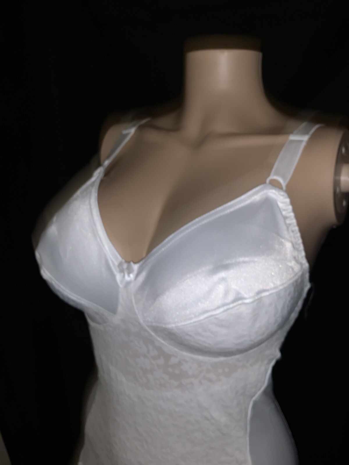 38 DD NOS VTG Satin Lace Bra Girdle Full Slip Spandex One Piece Body Shaper