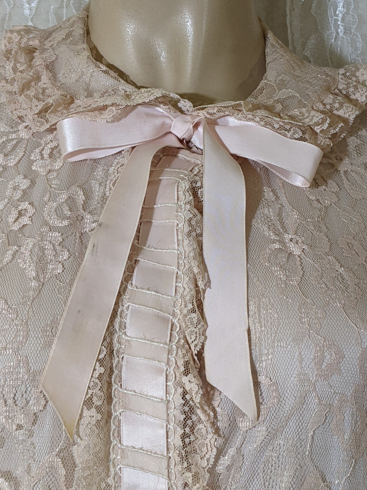 Vintage Odette Barsa Lined Pink Lace Overlay Lingerie Long Dressing Gown Robe L