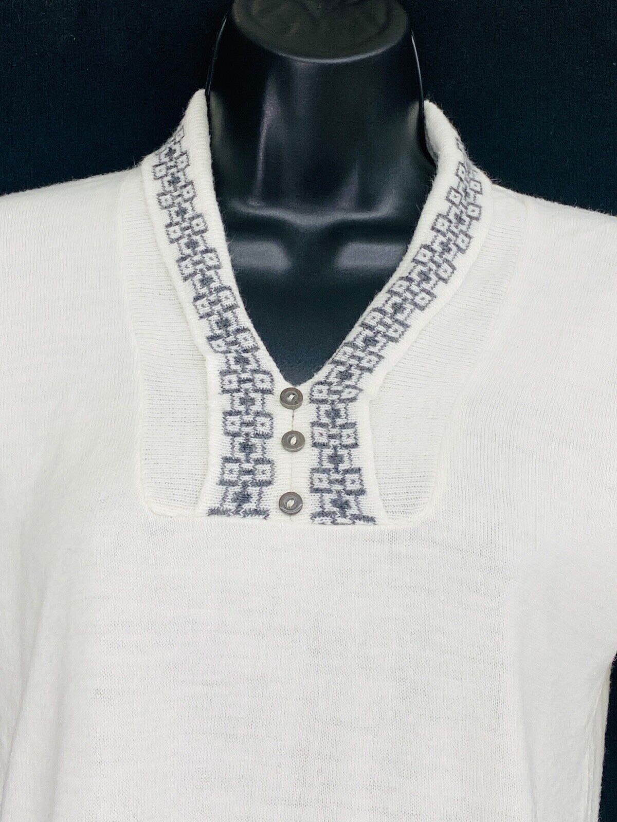 Vintage 1960s white short sleeve sweater, angora knit pullover top shirt S 1970s