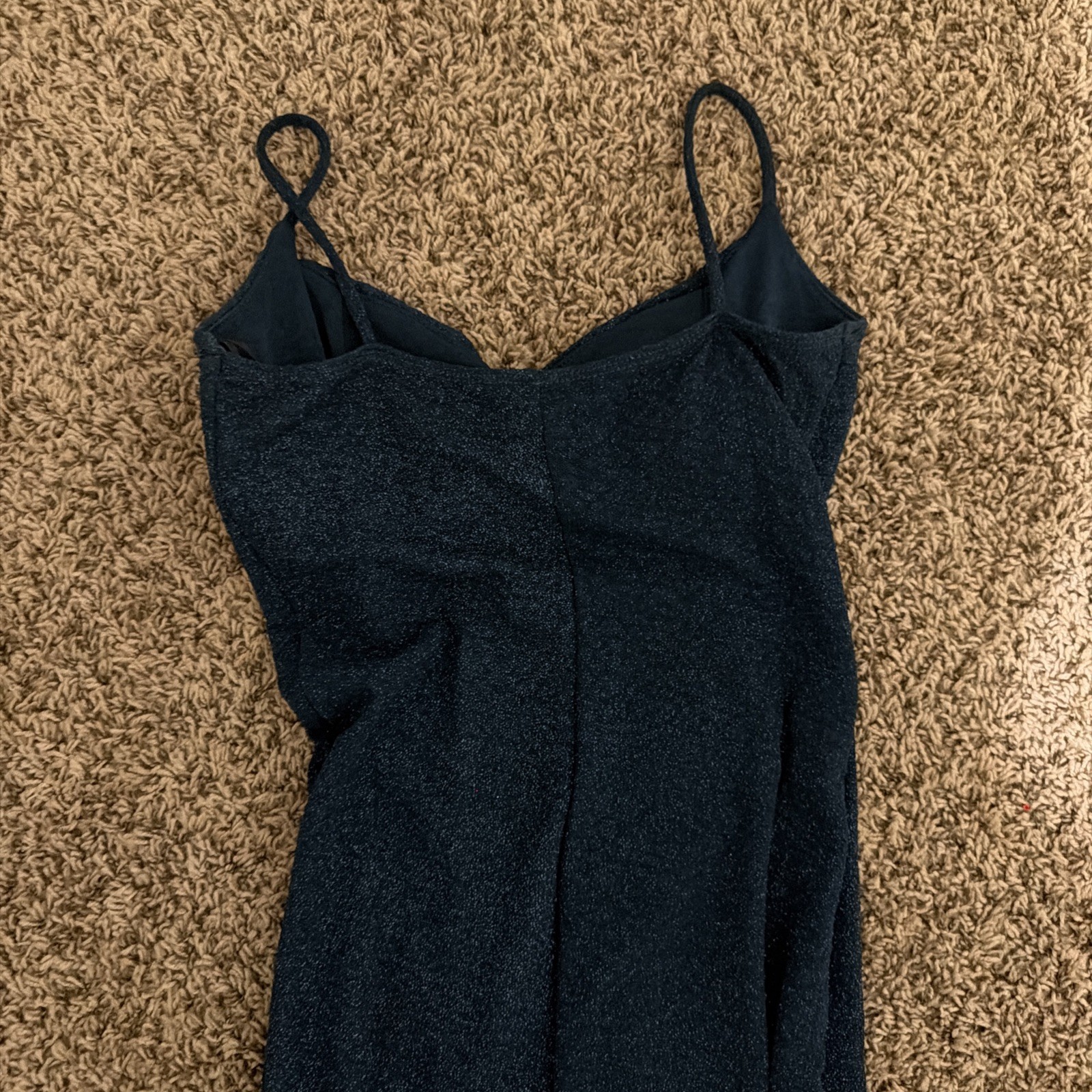 Sparkling Emerald Green Prom Dress. Size 2. Bust 33. Waist 26. Hip 36