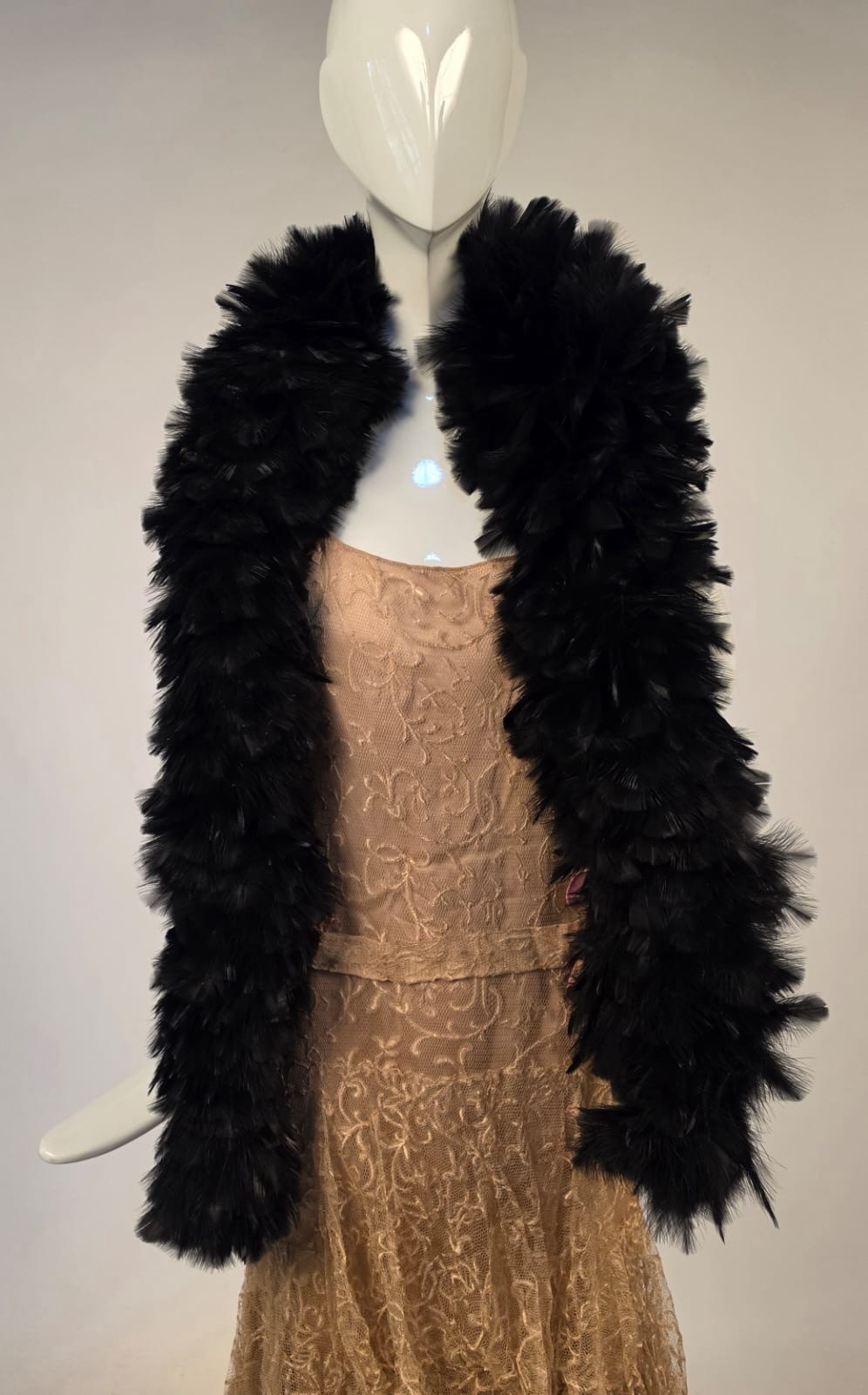 FLAPPER 1920’S PLUSH + THICK BLACK FEATHER BOA FOR DRESS