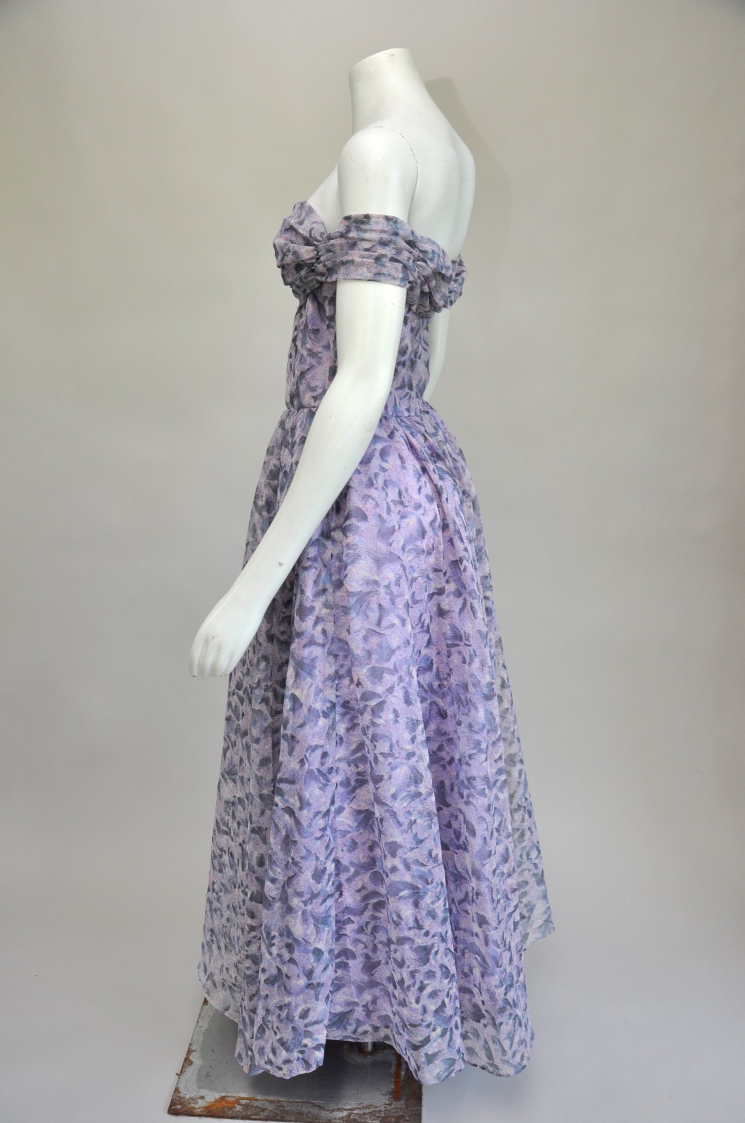 Vintage 1950s Purple Printed Off Shoulder Maxi Party Prom Dress Bridal Feminine