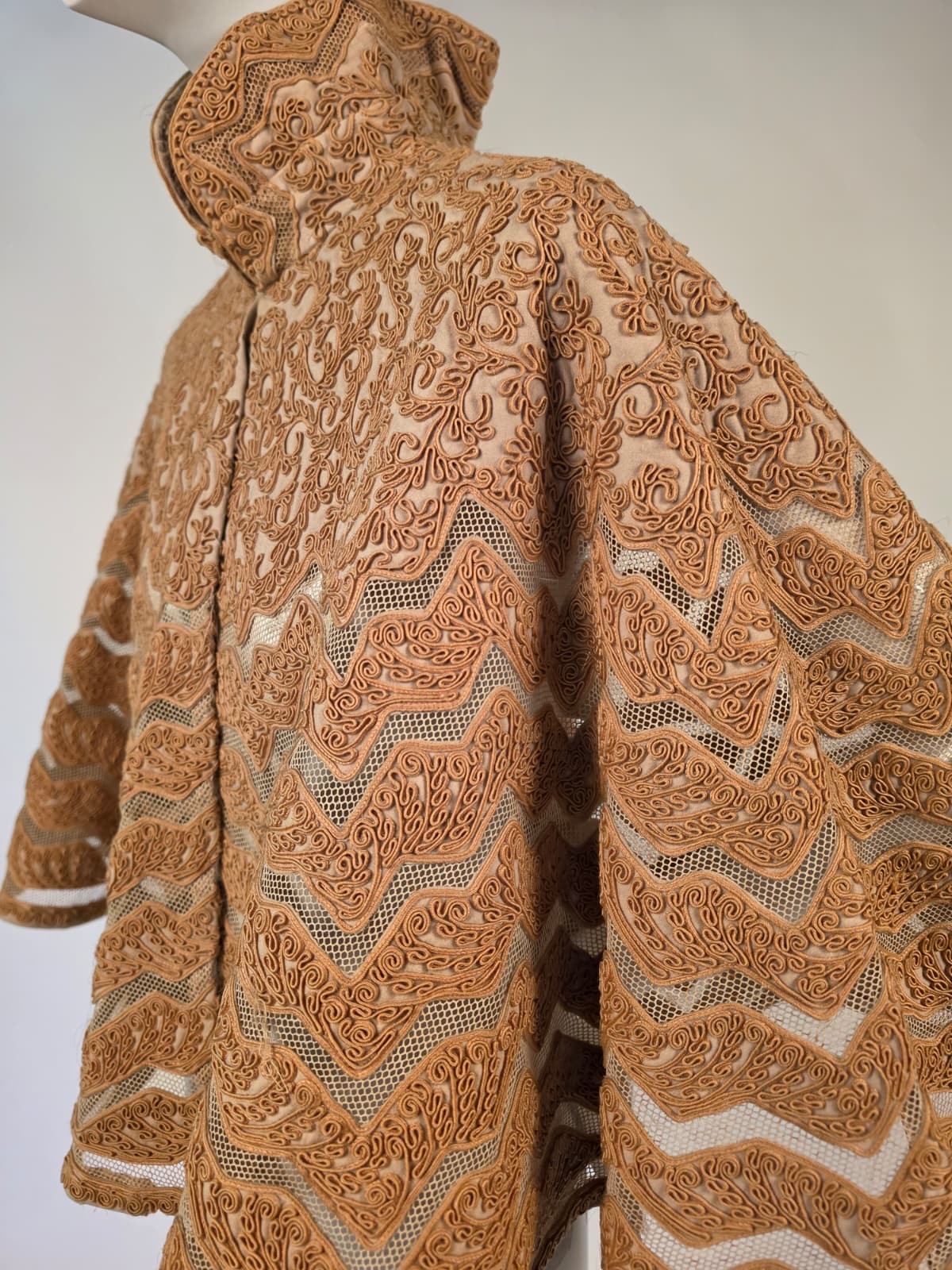 OPULENT VICTORIAN 19TH C SOUTACHE + NET INSERT CAPE FOR DRESS W HIGH COLLAR