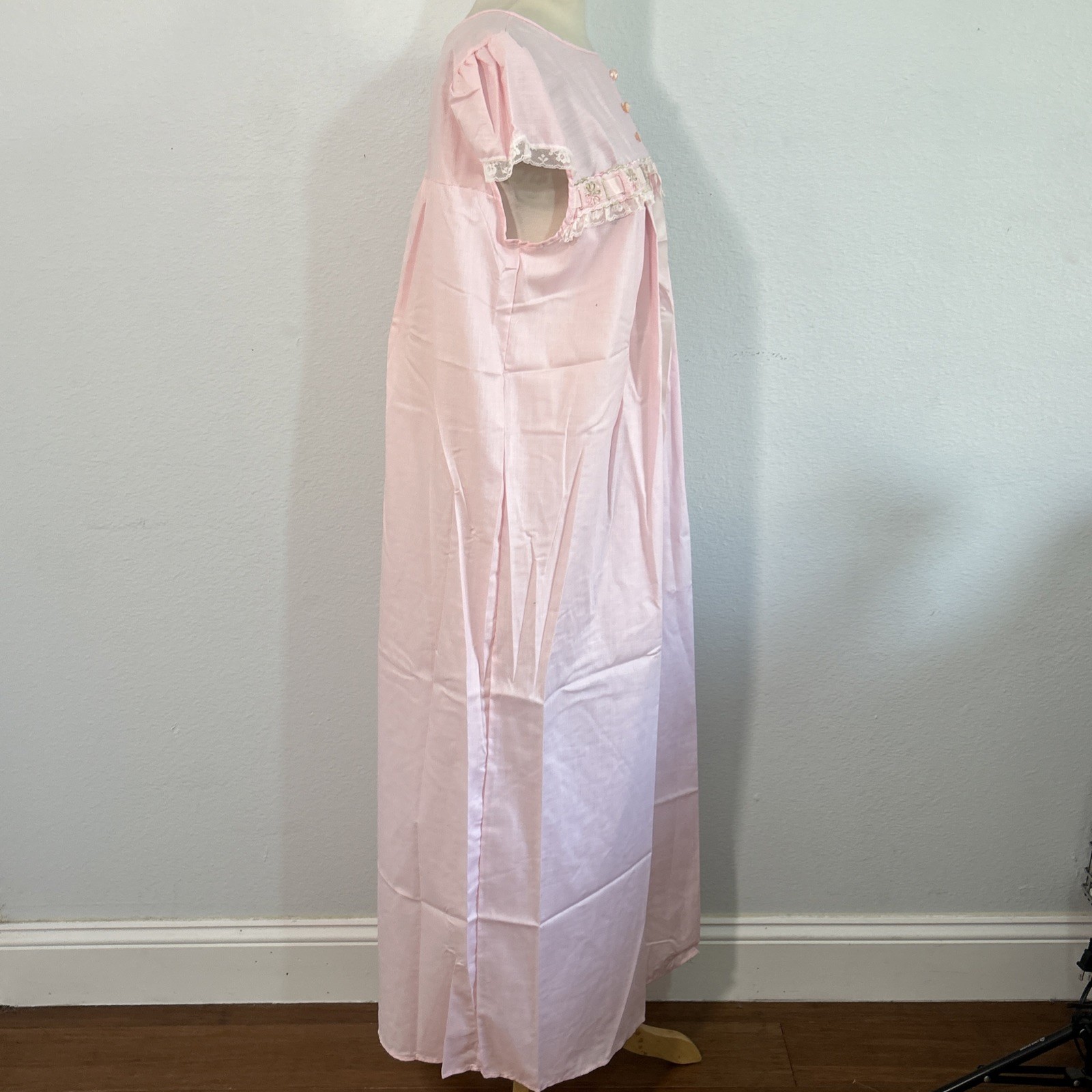 Vtg Gaymode Nightgown Pink M Lace Ribbon Victorian Prairie Cottagecore