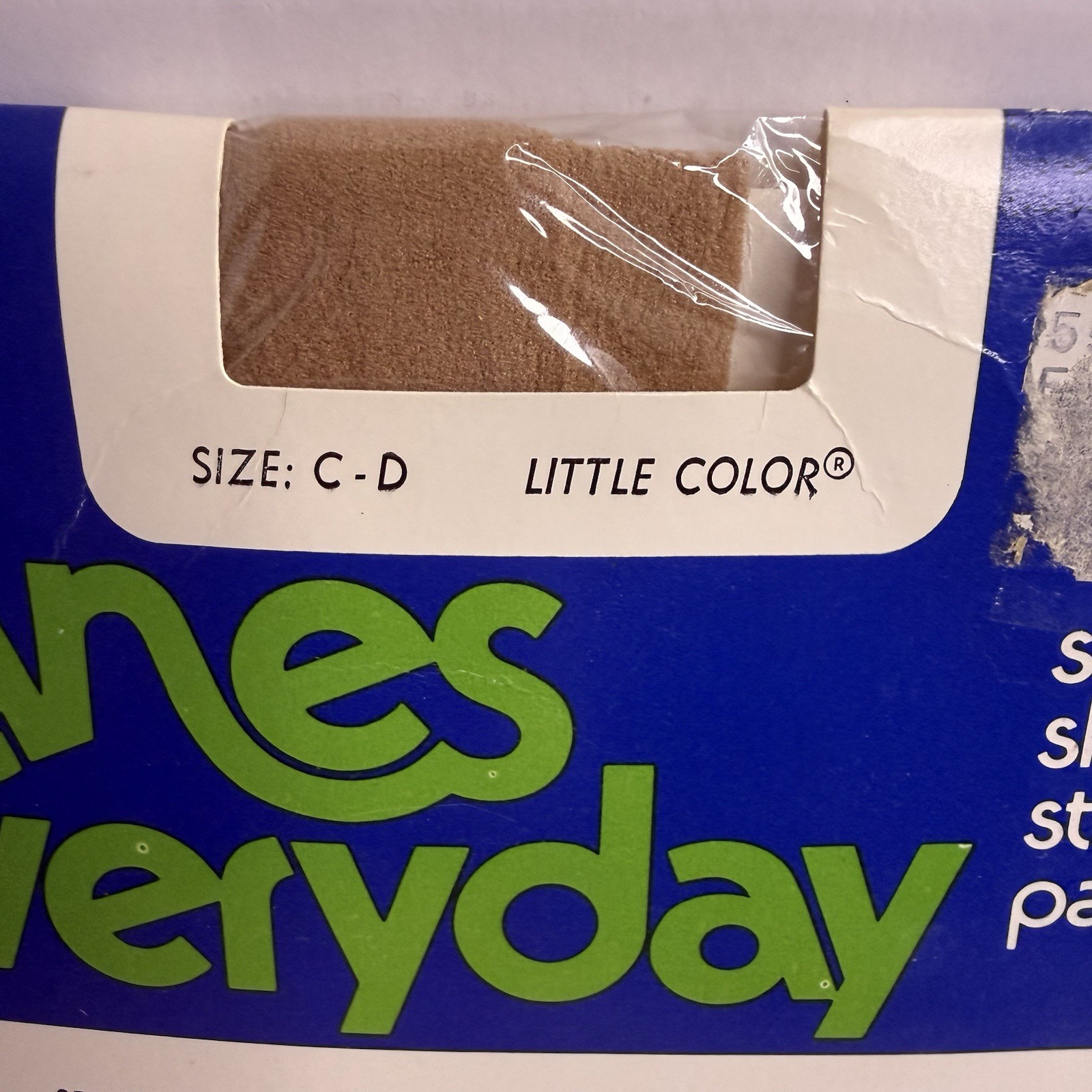 Vintage 1978 Hanes “Everyday” Pantyhose – Size C‑D – Little Color – NOS