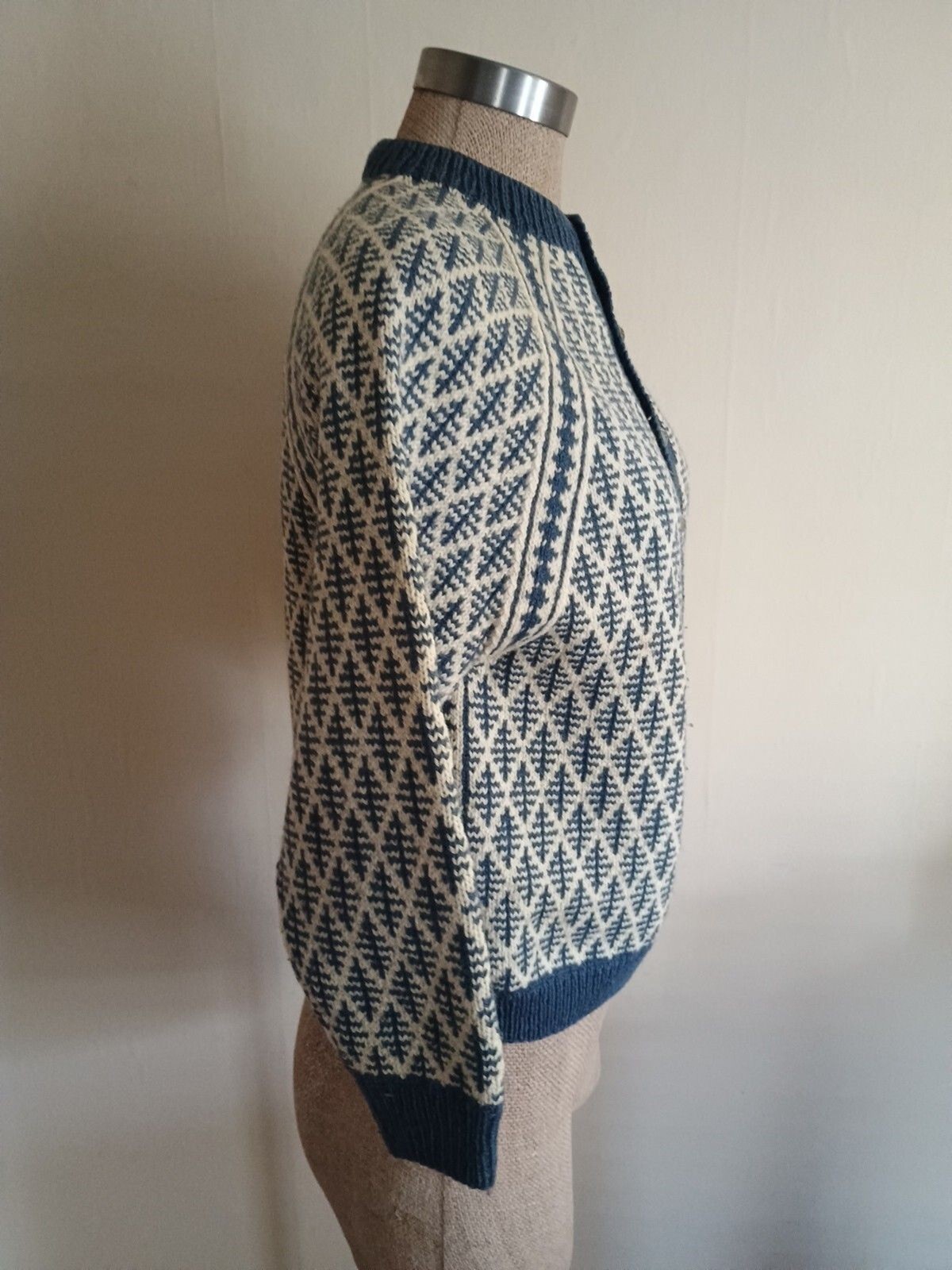 Vintage Denmark Hand Knit Wool Sweater Unisex Sz Sm-Med Blue/Cream